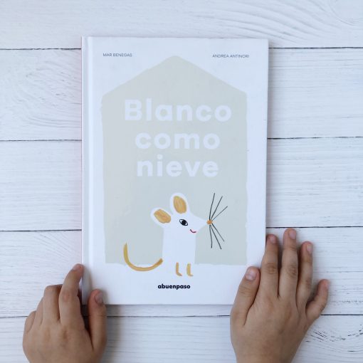 BLANCO COMO NIEVE
