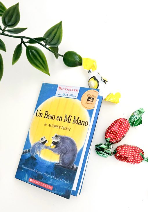 Minilibro para colorear,  inspirada en el libro "Un beso en mi mano"